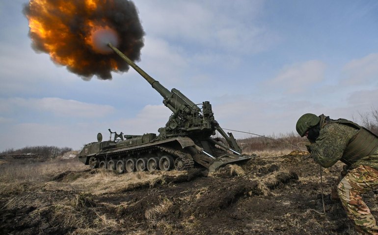 Forças da Rússia libertam 2 povoados na área da operação militar especial durante a semana, diz MD