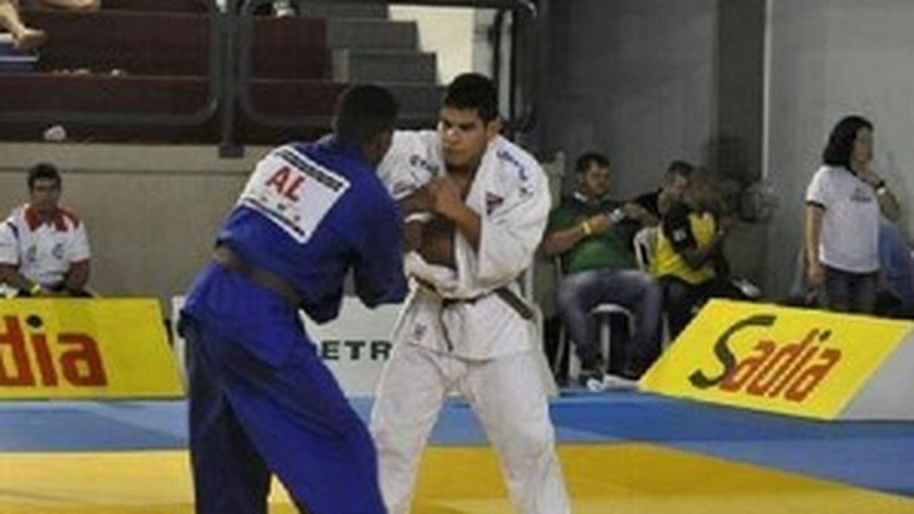 Judoca Renglis Xavier é convocado para treinos com a seleção sub-21