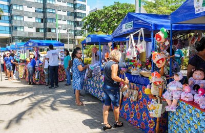 Feira de Economia Solidária segue até o dia 30