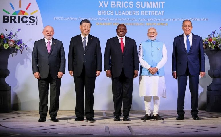 Líderes do Brics poderão anunciar novos membros na quinta-feira
