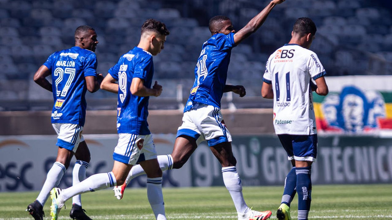 Com um a mais, Cruzeiro empata com o Ituano fora de casa na Série B