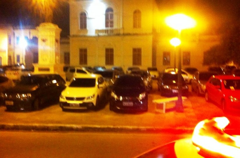 SMTT flagra irregularidades de trânsito próximo a evento em Jaraguá