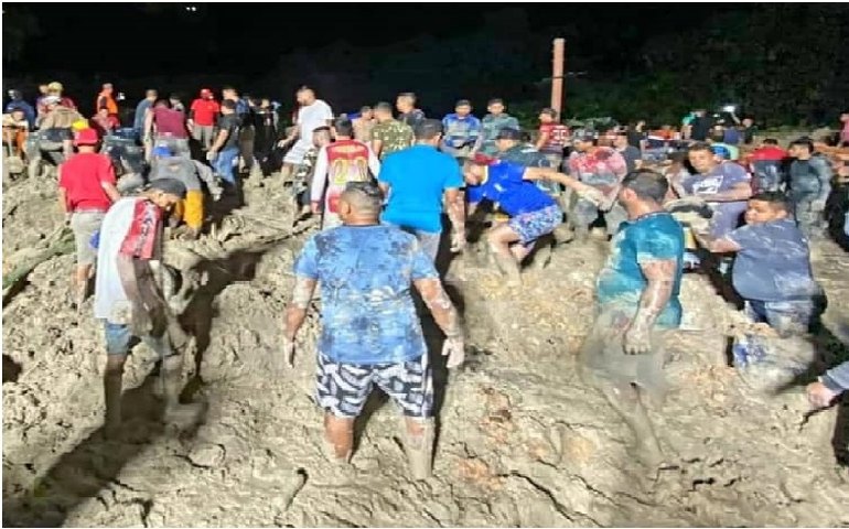 Chuva em Manaus causa deslizamento e deixa ao menos 8 mortos