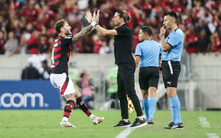 Palmeiras dá show, Inter elimina o Bahia e Flamengo sofre, mas avança