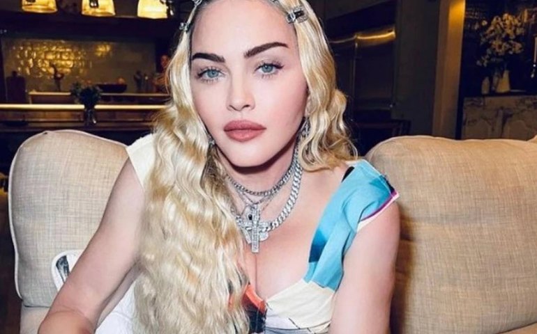 Madonna rebate comentários sobre sua aparência: ‘Etarismo e misoginia’