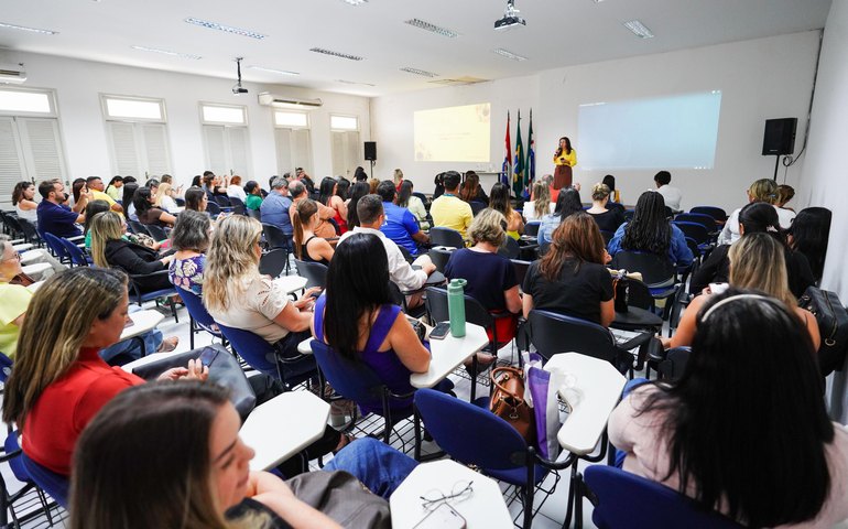 Centro de Prevenção e Pósvenção ao Suicídio e Autolesão é apresentado na Escola de Governo