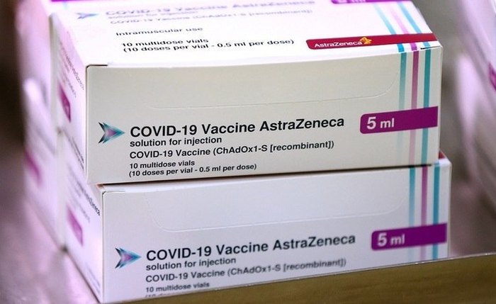 Governo depende de importações de vacinas da AstraZeneca vindas da Índia