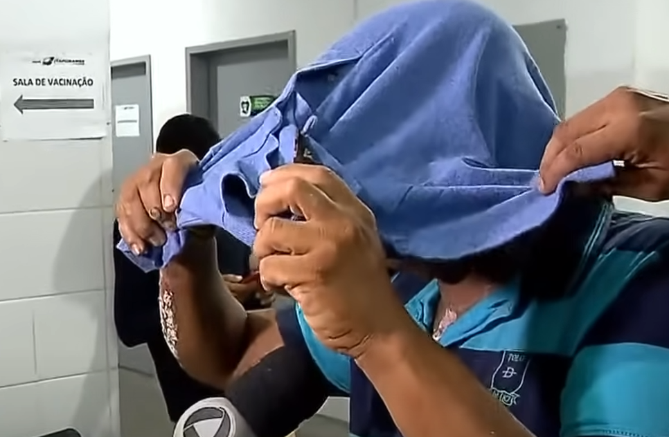 'Me arrependo não, porquê foi legítima defesa', diz suspeito de matar companheira encontrada ao lado de carro incendiado em Sergipe