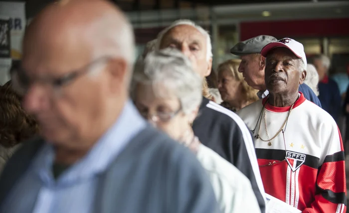 Número de pessoas com 60 anos ou mais subiu de 12,4% para 13,1% no estado Número de pessoas com 60 anos ou mais subiu de 12,4% para 13,1% no estado