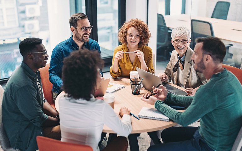 Profissionais da administração atuam em áreas que serão tendência em 2023