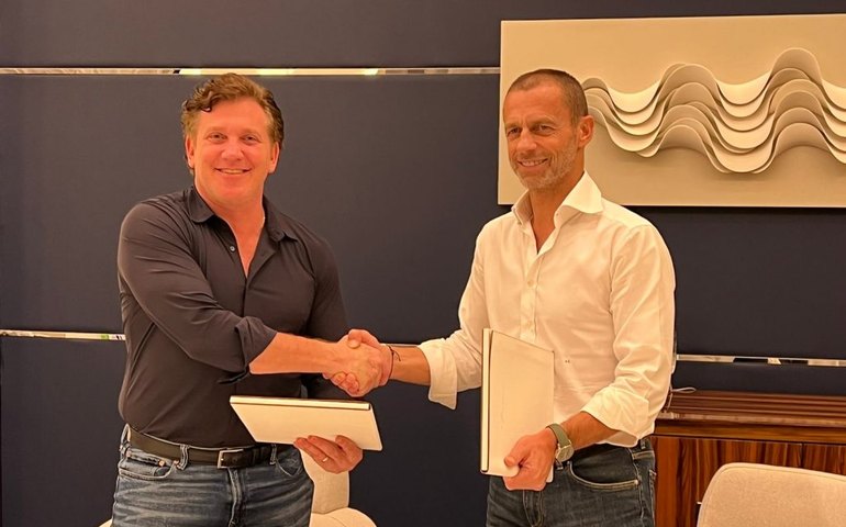 UEFA e CONMEBOL assinam acordo de parceria para formação de treinadores