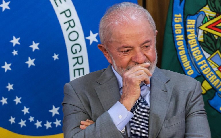 Briga por alíquota do IOF pode fortalecer governo Lula, dizem analistas