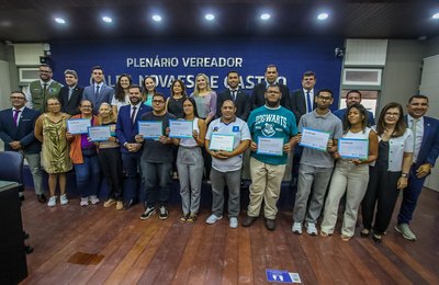 Circuito Câmara recebe turma de jovens adultos e idosos na segunda edição do programa