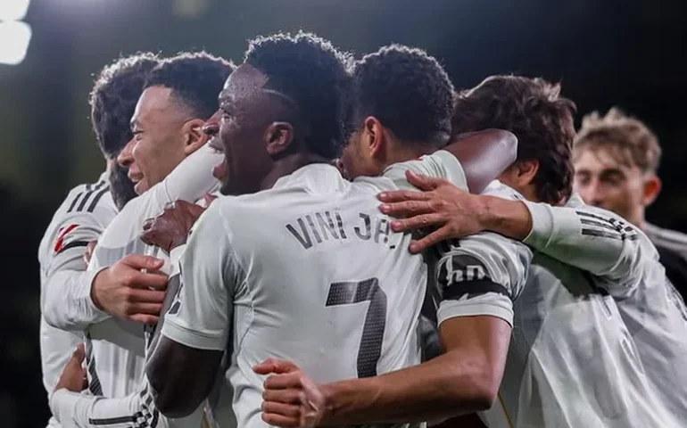 Real Madrid confirma lesão de Courtois, que deve desfalcar equipe na Champions League