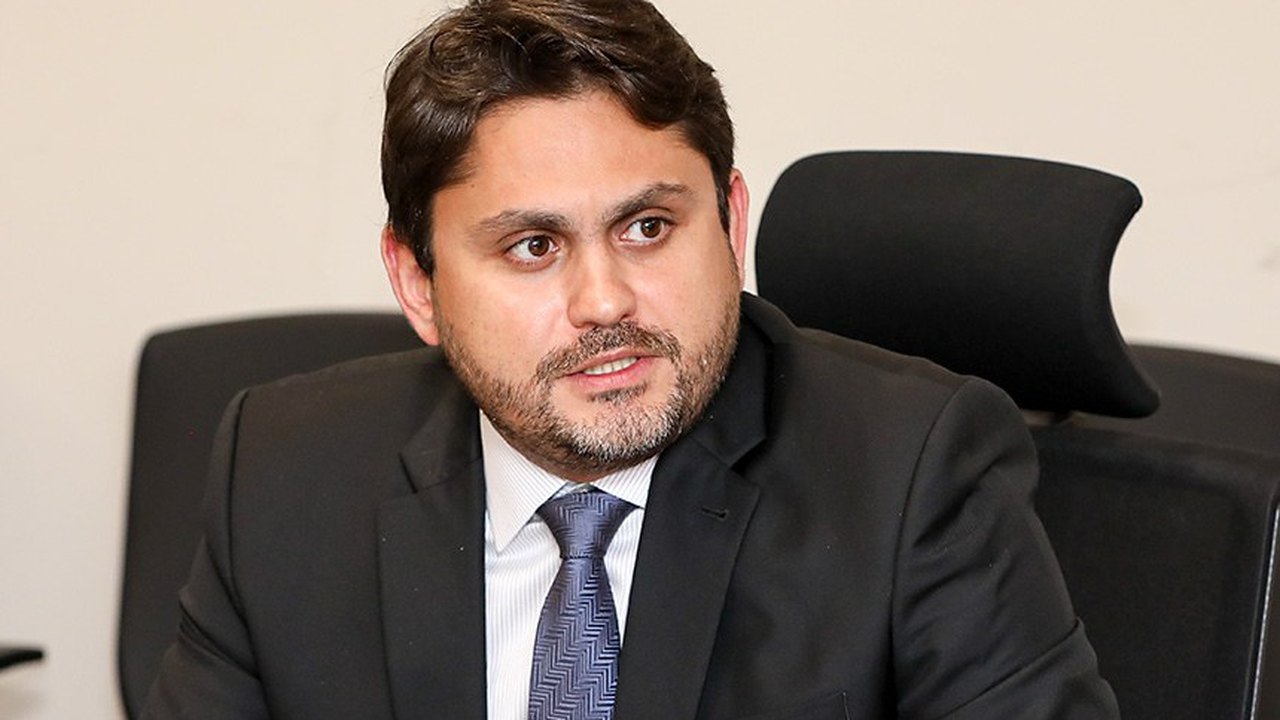 Ministro das Comunicações participa de audiência da CI e da CCT na terça-feira