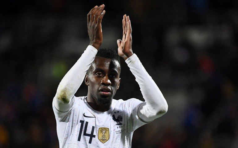 Campeão mundial com a França, volante Matuidi anuncia aposentadoria aos 35 anos