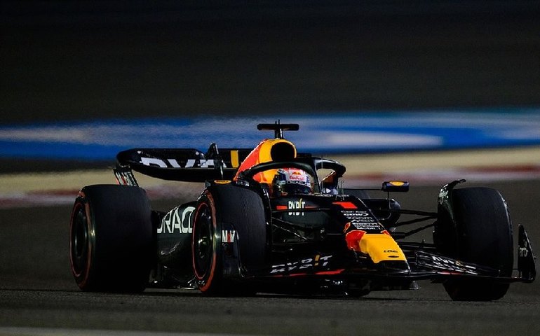 Verstappen mostra força da Red Bull e larga na pole no GP do Bahrein de Fórmula 1