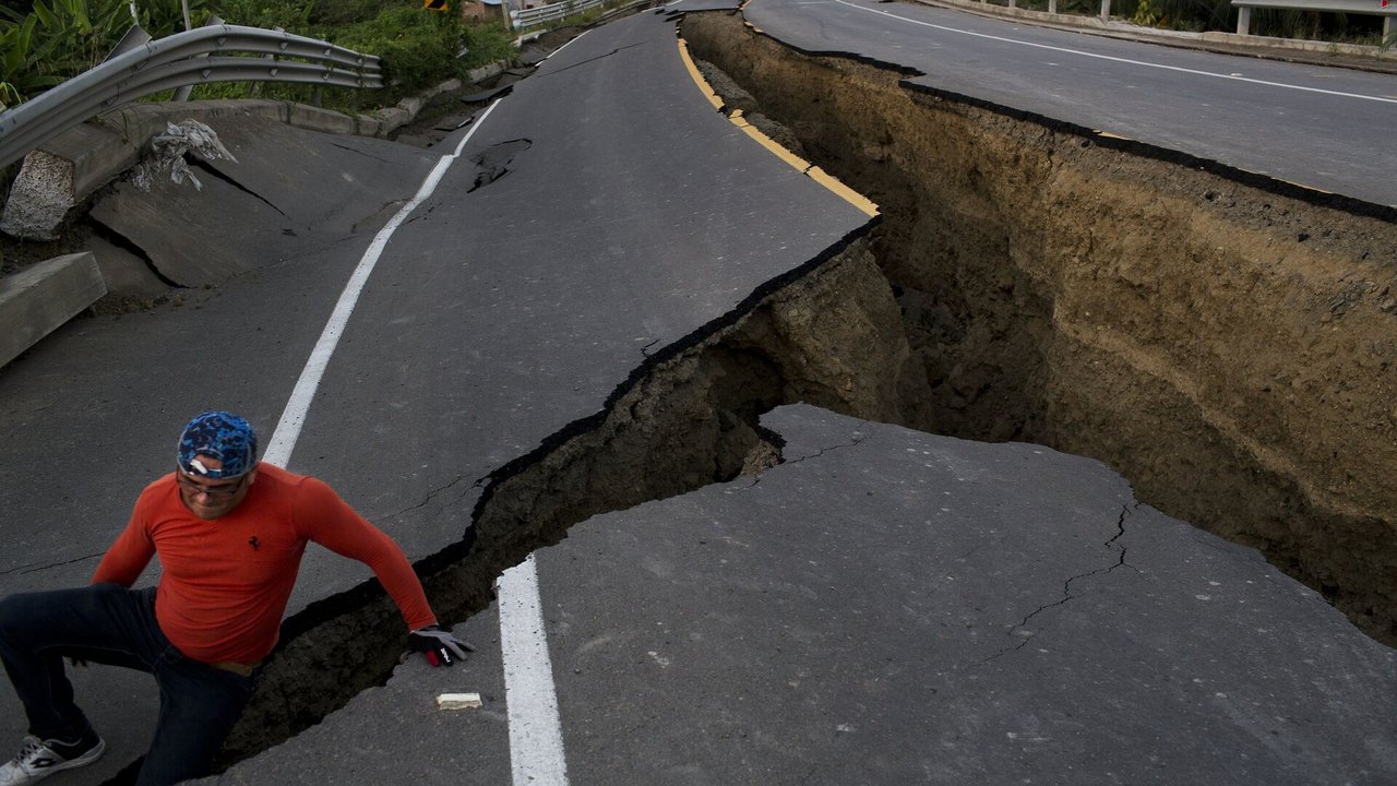 Terremoto de magnitude 5,7 atinge o Equador