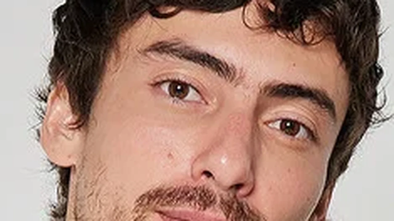 Gabz e Jaffar Bambirra posam juntos pela primeira vez e revelam casal famoso que serviu de cupido