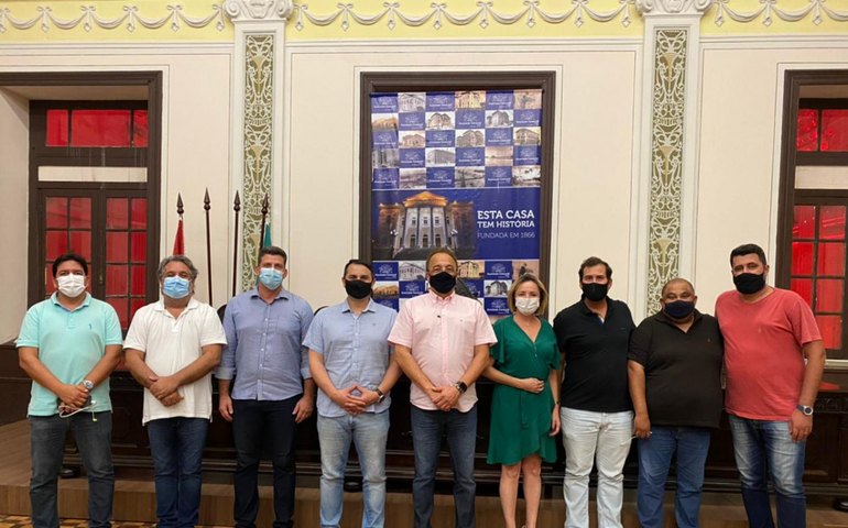 Deputado Galba Novaes discute com representantes do segmento PL de sua autoria para a realização de eventos-teste em AL