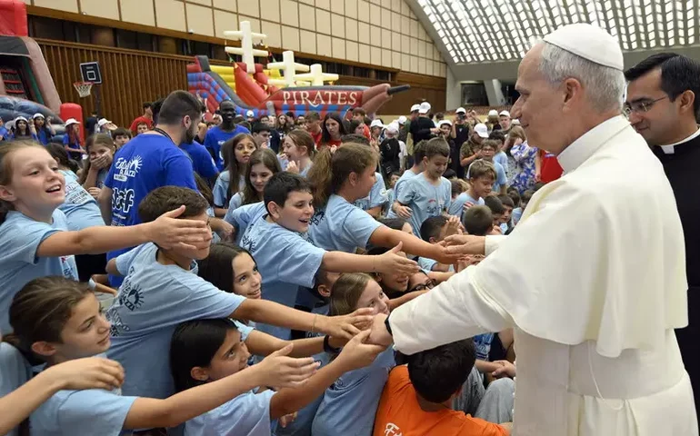 Leão XIV pede que crianças ucranianas não percam a esperança