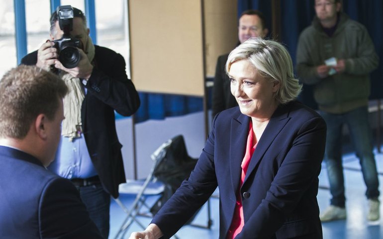 Marine Le Pen é condenada na França e não poderá concorrer às eleições