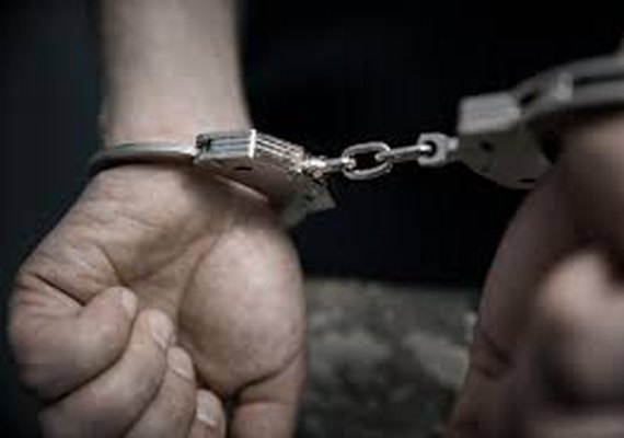 Foragido da Justiça por feminicídio é preso em Taquarana