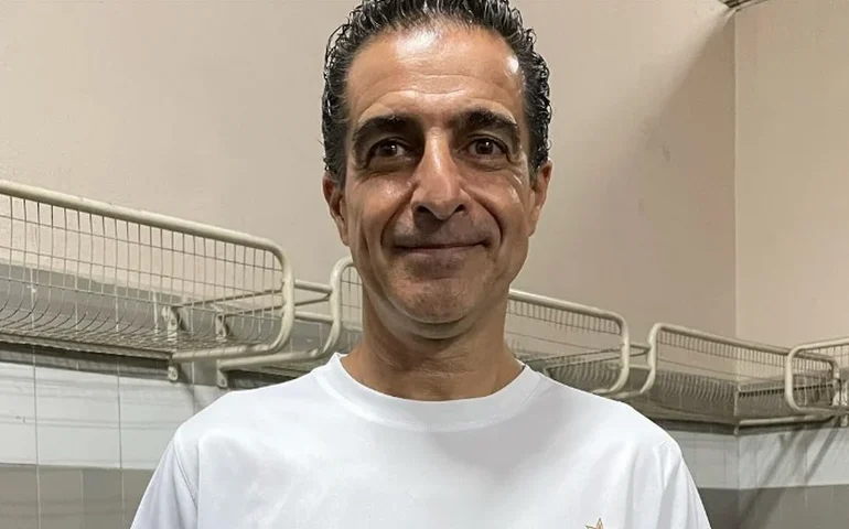 Renato Paiva admite que Abel e Renato trocariam boas exibições a vitórias no Mundial de Clubes