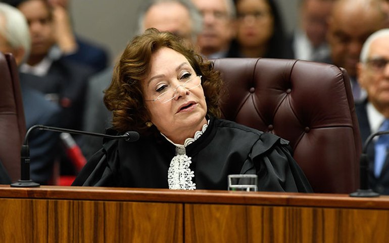 Ministra vê risco de ocultação de provas e mantém quadros de confiança de Gladson fora do cargo