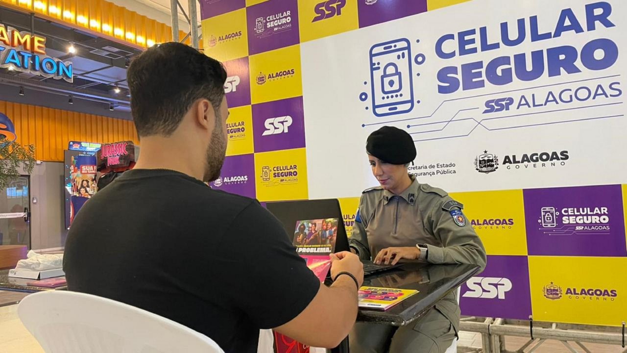 Após abordagem, PM prende homem com celular furtado em Maceió