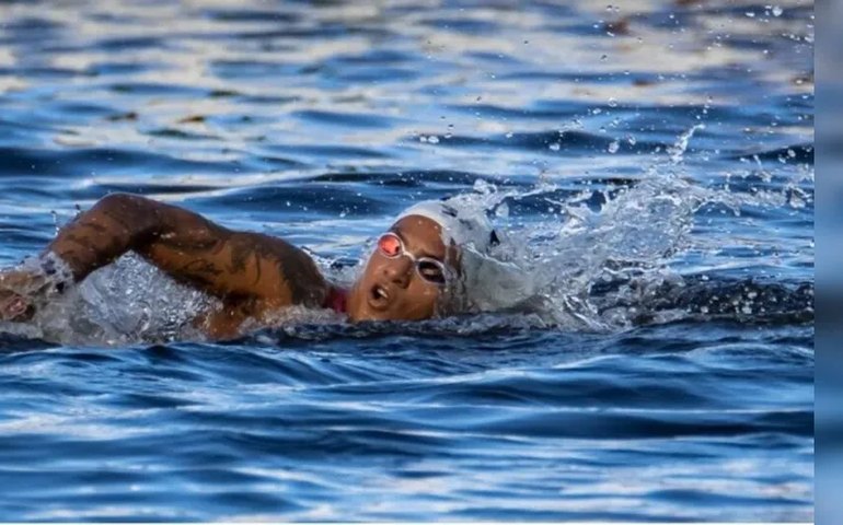 Ana Marcela Cunha leva o bronze nos 10km da etapa de Quebec do Circuito Mundial