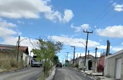 Prefeitura de Arapiraca avança na pavimentação do bairro Zélia Barbosa Infraestrutura