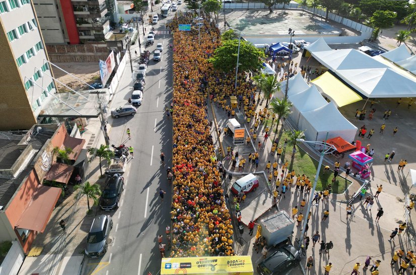 Corrida Maio Amarelo reúne quatro mil atletas na orla de Pajuçara