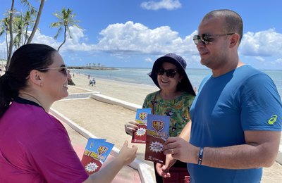 Hemoal encerra Semana Nacional do Doador de Sangue com ação de conscientização na orla de Maceió