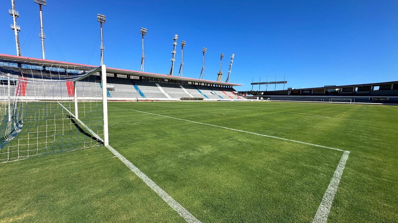 Secretaria de Esportes promove ação de Dia das Crianças para garotada das torcidas organizadas de CRB e CSA