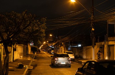 Prefeitura inicia obras de modernização luminosa em importantes vias do Poço e Jatiúca