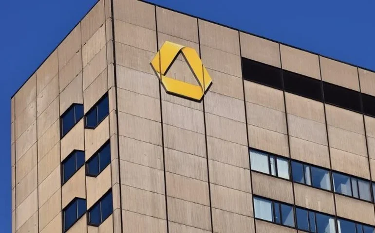 Governo alemão deve reduzir participação no Commerzbank, avaliada em 16,5% das ações