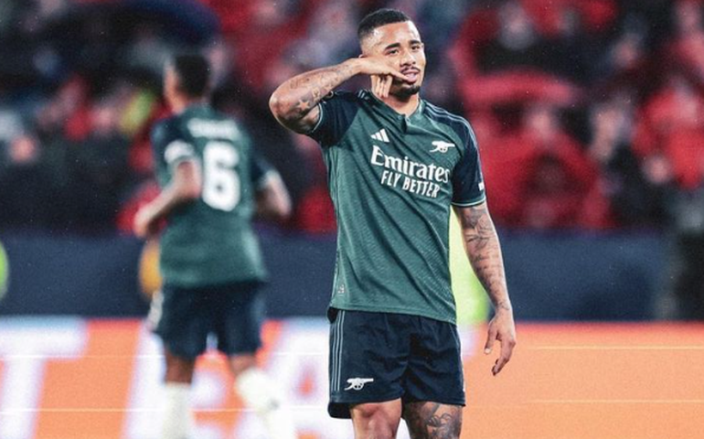 Arteta diz que Gabriel Jesus deve desfalcar o Arsenal 'por algumas semanas'