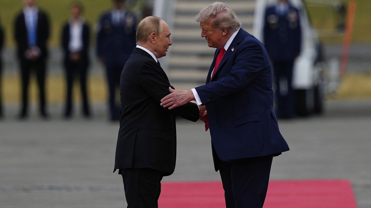 Historiador aponta superação de crises nas relações entre EUA e Rússia