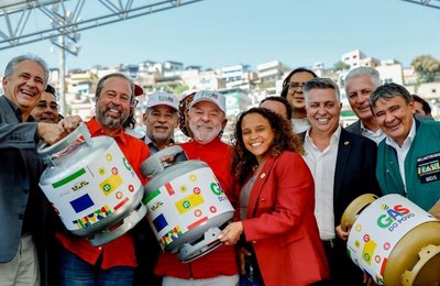 Governo do Brasil garantirá botijão gratuito a 15,5 milhões de famílias