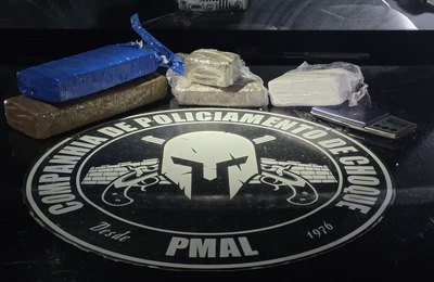 Polícia Militar apreende drogas e prende três suspeitos em Maceió