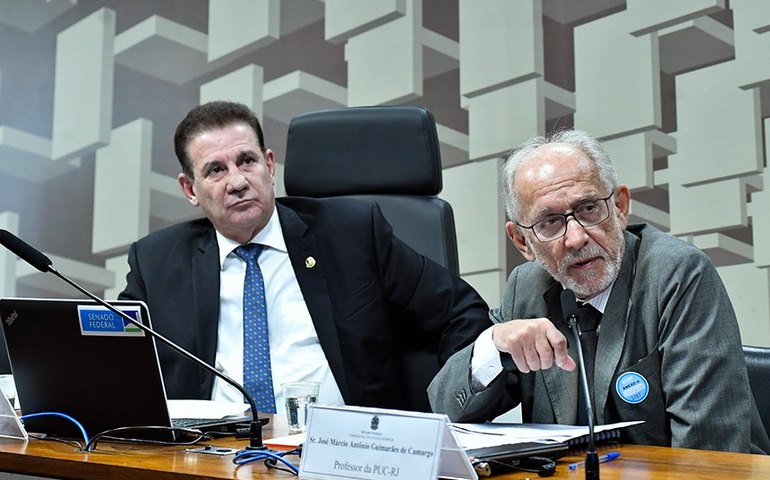 Economistas sugerem mudanças no novo arcabouço fiscal para conter dívida pública