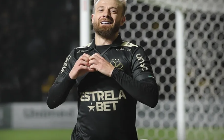 Criciúma se reabilita diante do Red Bull Bragantino em jogo atrasado do Brasileirão