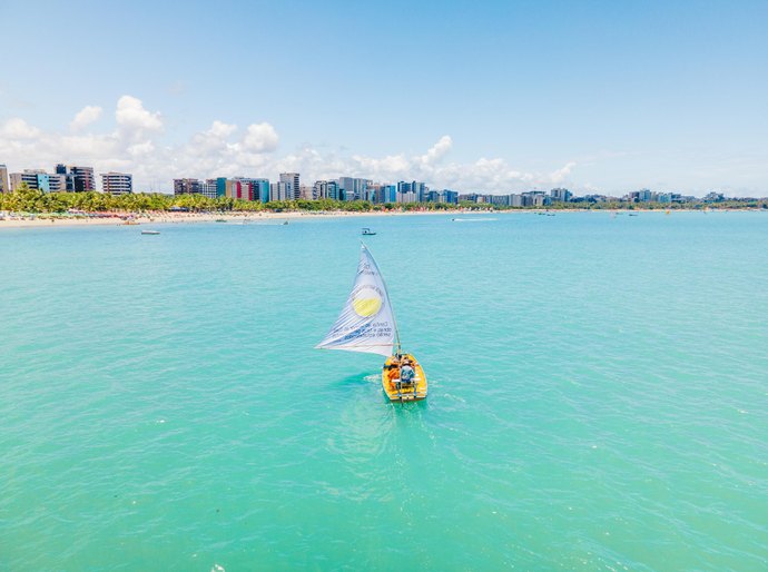 Alagoas está entre os 10 destinos mais comercializados por operadoras de turismo em 2025