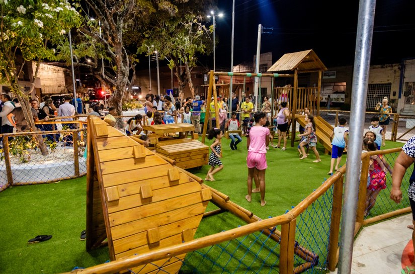 Praça Guimarães Passos, um recanto das memórias do bairro do Poço, em Maceió