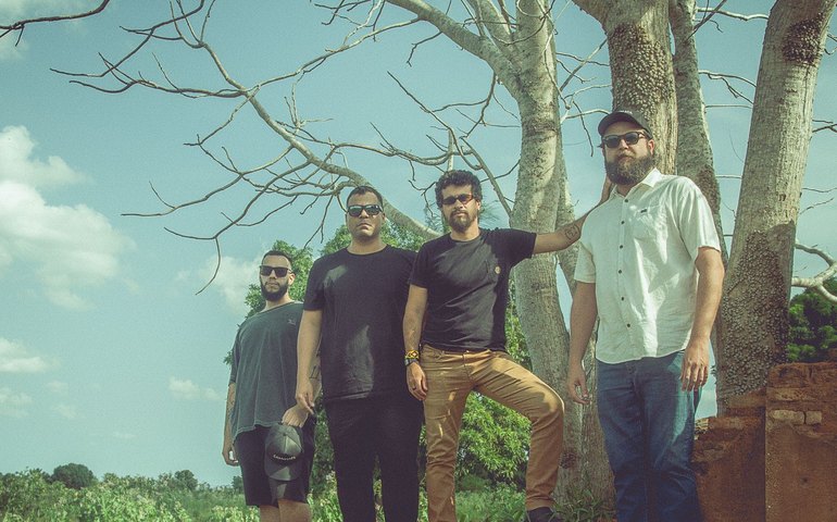 Casa da Mata e Eek levam autoral ao BabaSom antecipando Dia do Rock nesta sexta