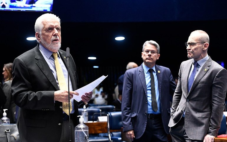 CCJ vai decidir questão de ordem sobre maioria absoluta para indicação à DPU