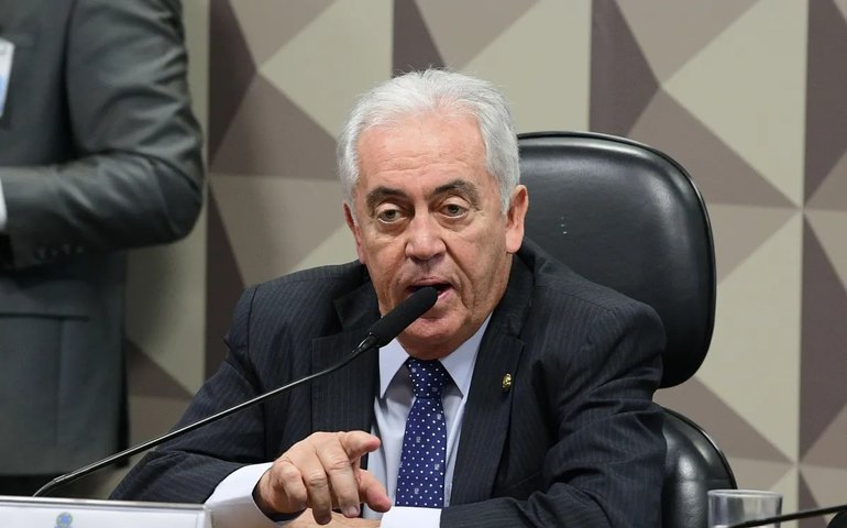 Proposta de unificação das eleições pode estender mandatos de prefeitos até 2030