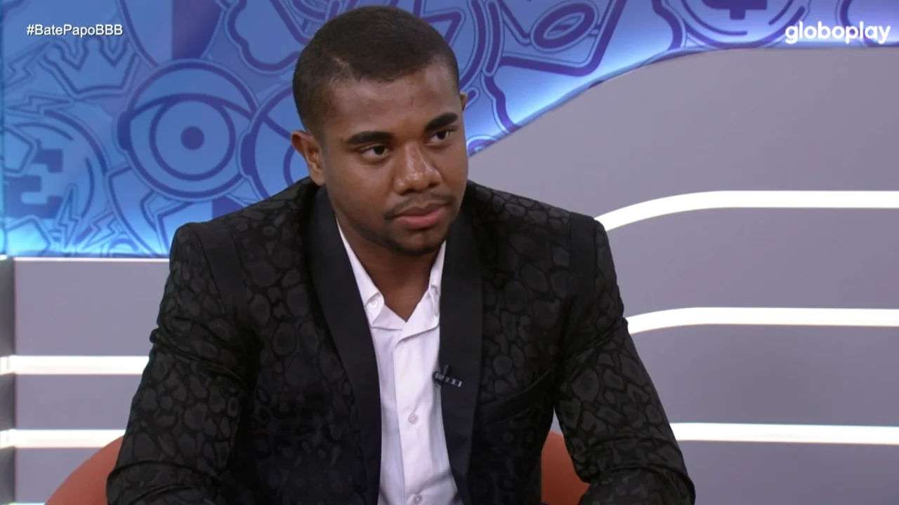 Davi Brito alega lesão e desiste de luta contra Rico Melquiades no Rancho do Maia