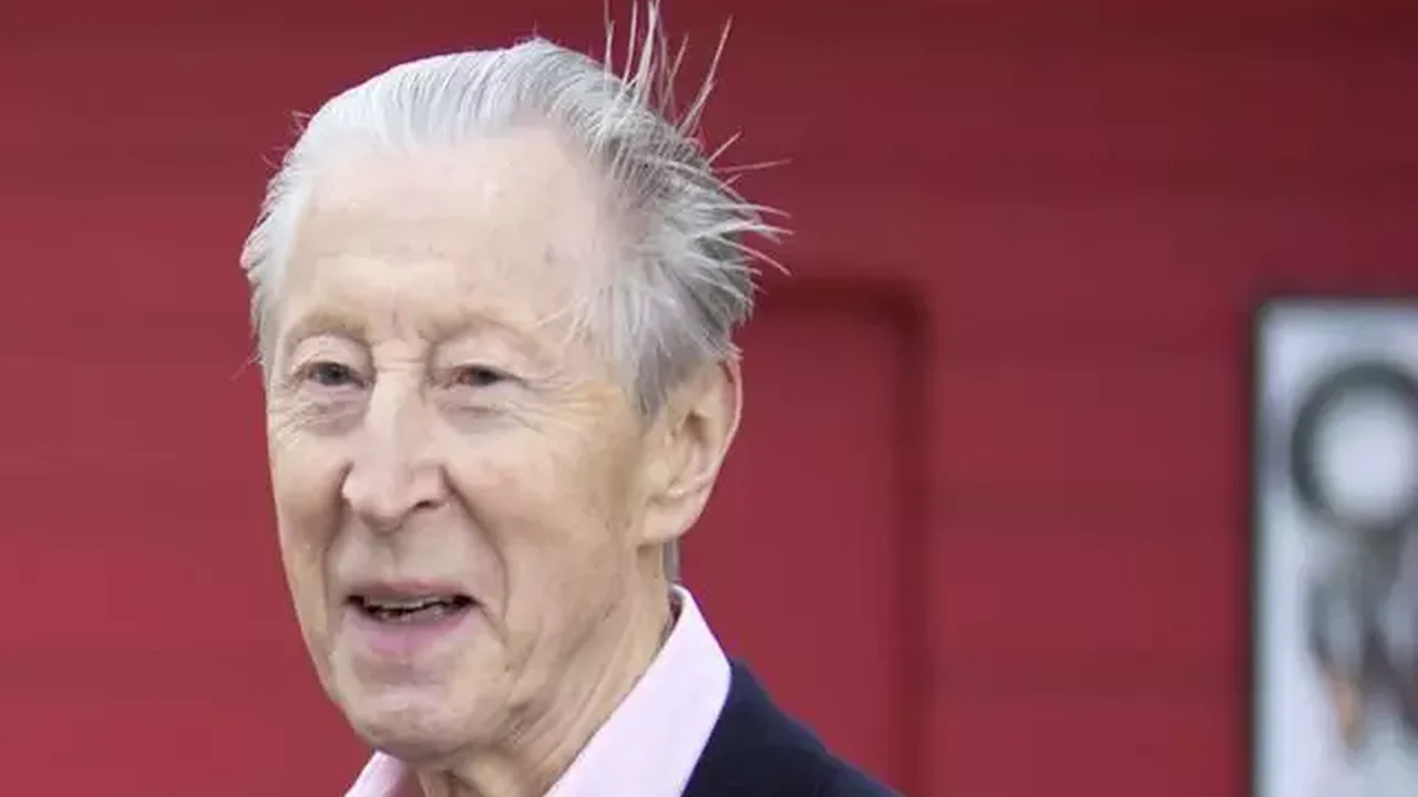 Morre Murray Melvin, ator premiado em Cannes por 'Um Gosto de Mel', aos 90 anos